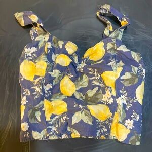Abercrombie and fitch lemon linen crop top